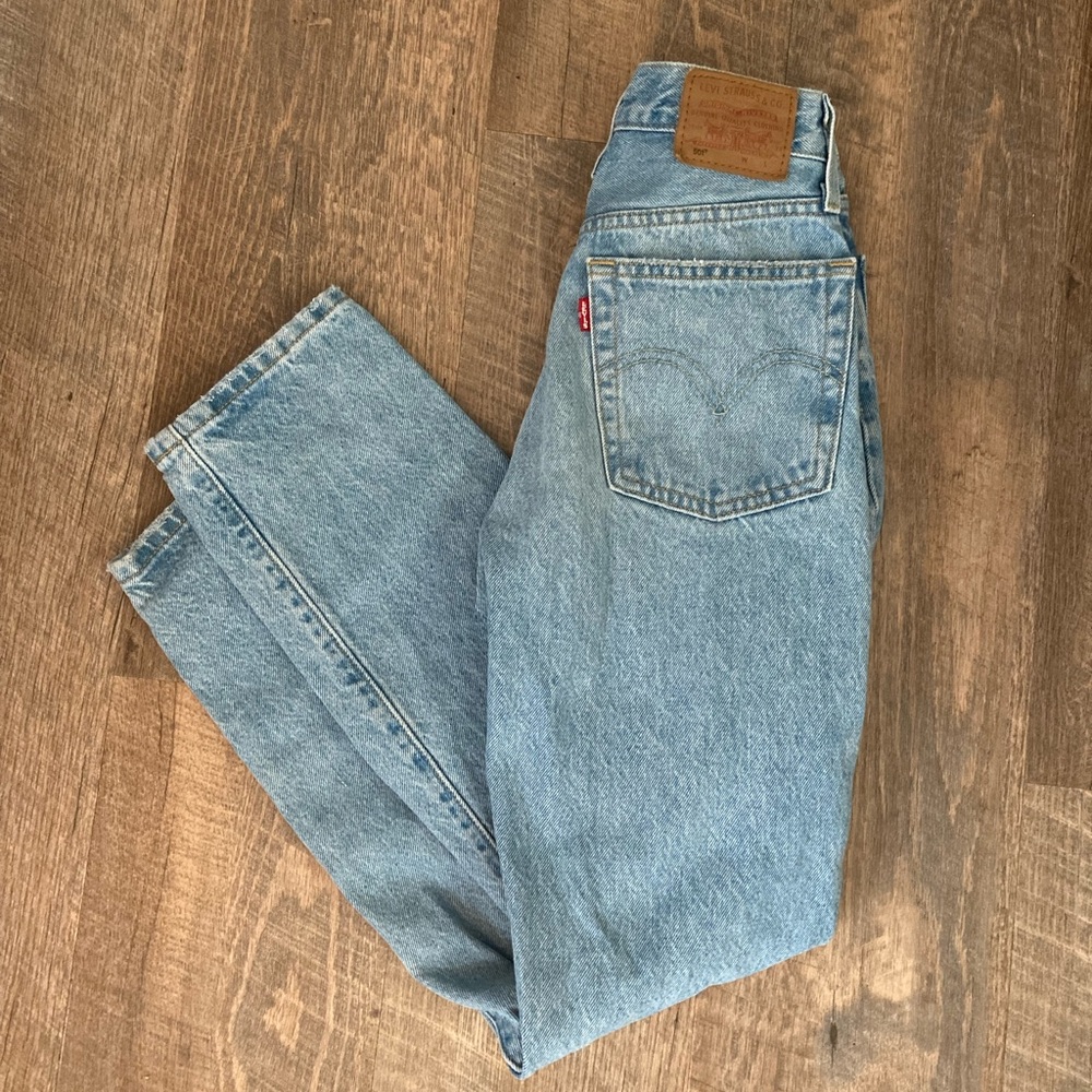 Levi’s | 501 Button Fly High Rise Ripped Tapered Light Wash Jeans